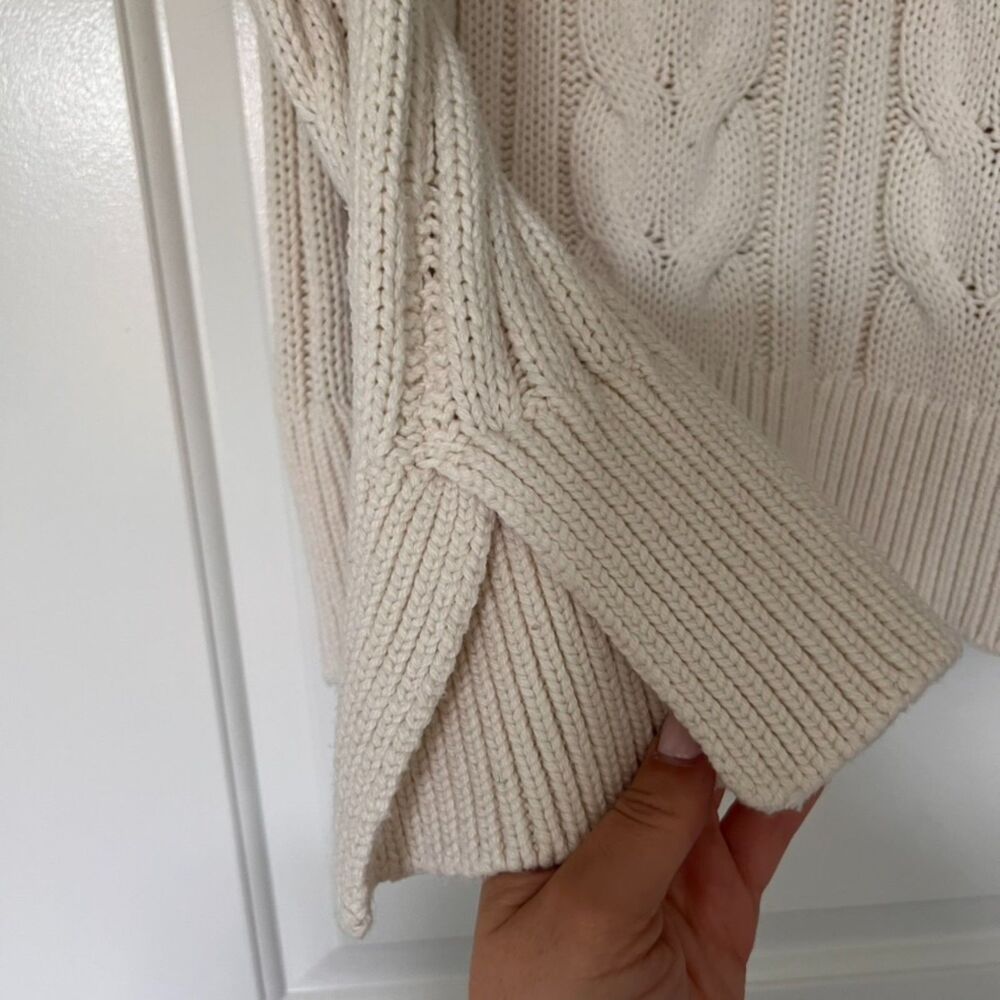 Banana Republic Chunky Cable Knit Turtleneck Sweater - Ivory Cream - Size L - Picture 2 of 5